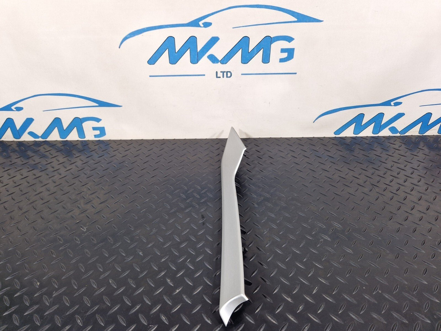 16-24 AUDI A5 F5 GENUINE FRONT LEFT N/S DOOR PANEL TRIM 8W6867409