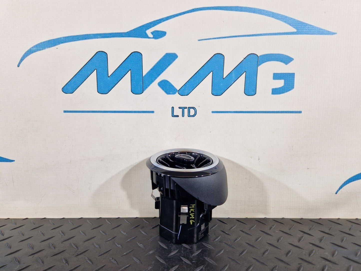 18-ON MERCEDES BENZ A CLASS W177 GENUINE INTERIOR AIR VENT A1778307700