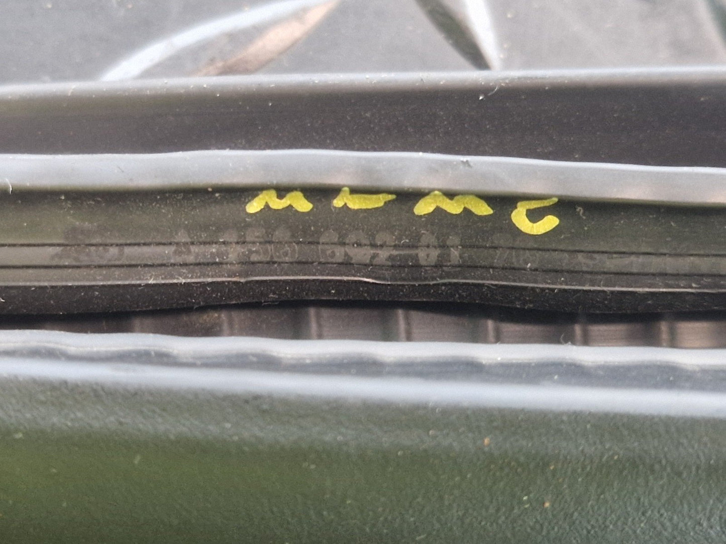 16-22 MERCEDES BENZ X253 REAR DOOR RUBBER SEAL FITS LEFT & RIGHT A1566920176