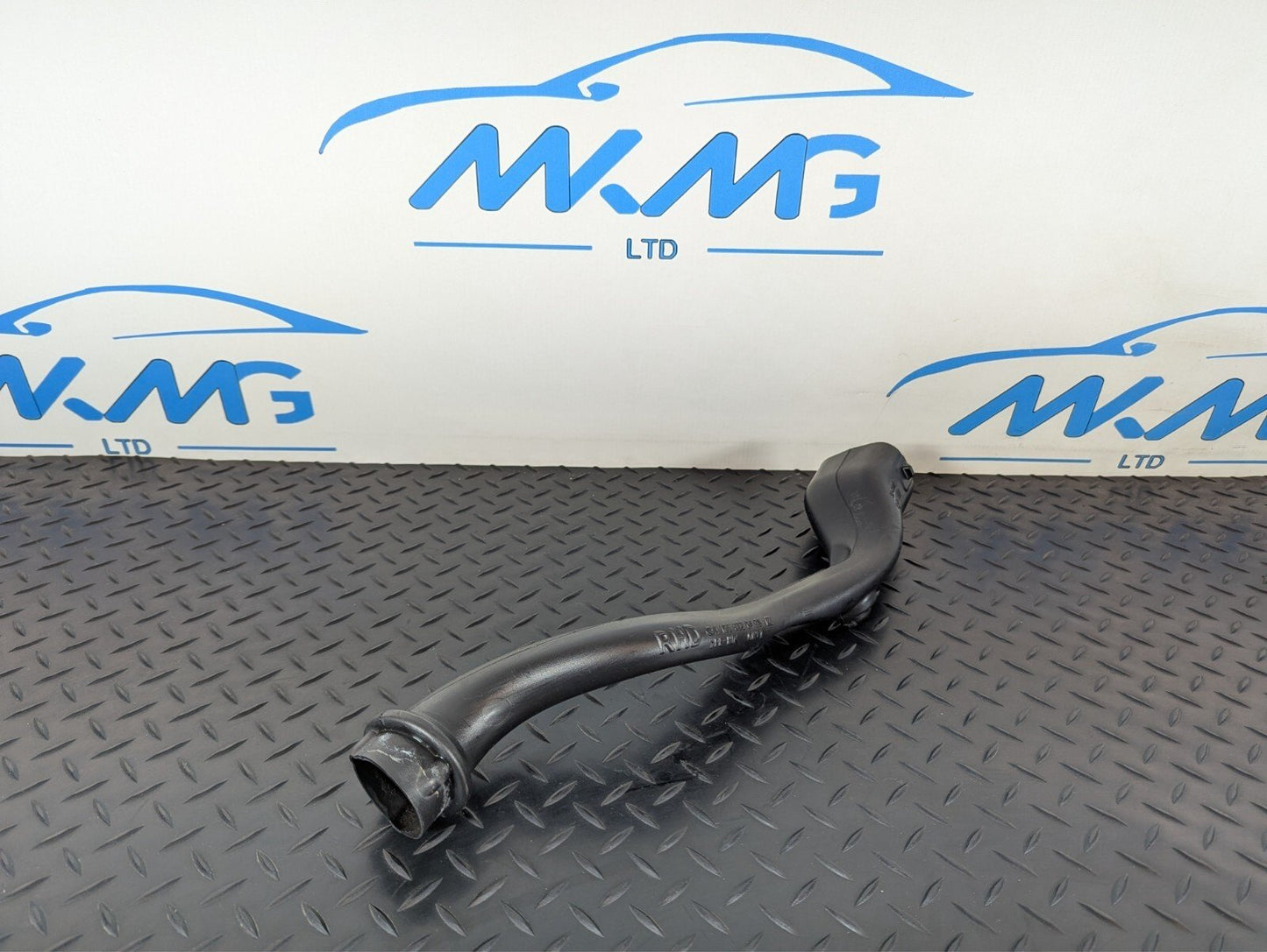 11-19 MERCEDES BENZ ML W166 GENUINE OEM DRAIN PIPE A1668320490