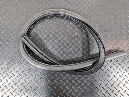 10-18 AUDI A7 4G S-LINE GENUINE FRONT LEFT NSF RUBBER WEATHER SEAL 4G8831707A