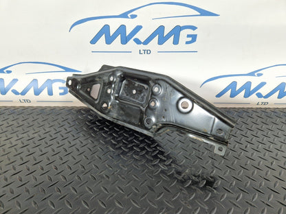 18-ON MERCEDES SPRINTER W907 FRONT BRACKET LEFT LOWER MOUNT PLATE A9076220700