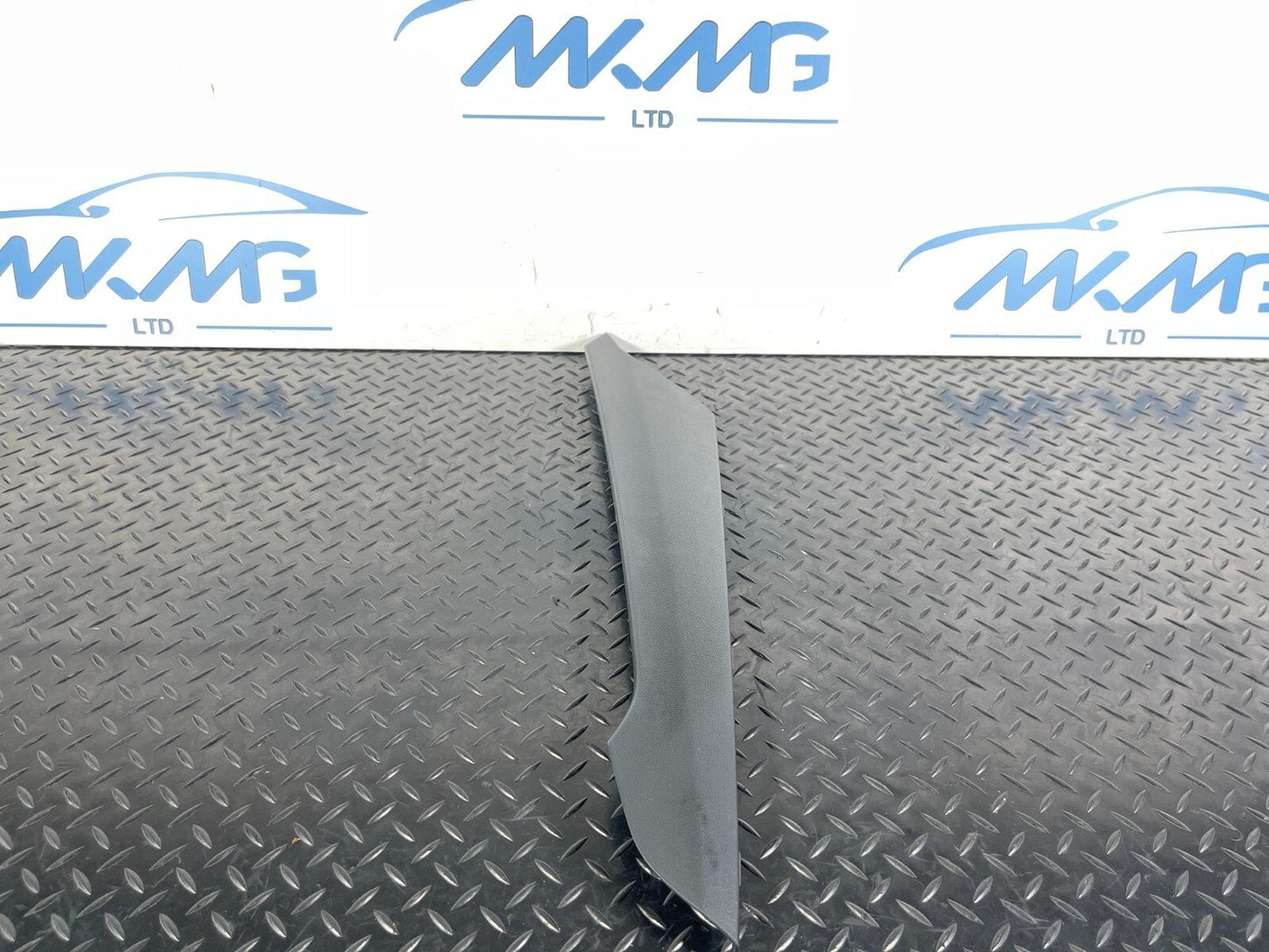 16-23 AUDI A5 F5 GENUINE LEFT PASSENGER SIDE CENTRE CONSOLE TRIM COVER 8W2863305