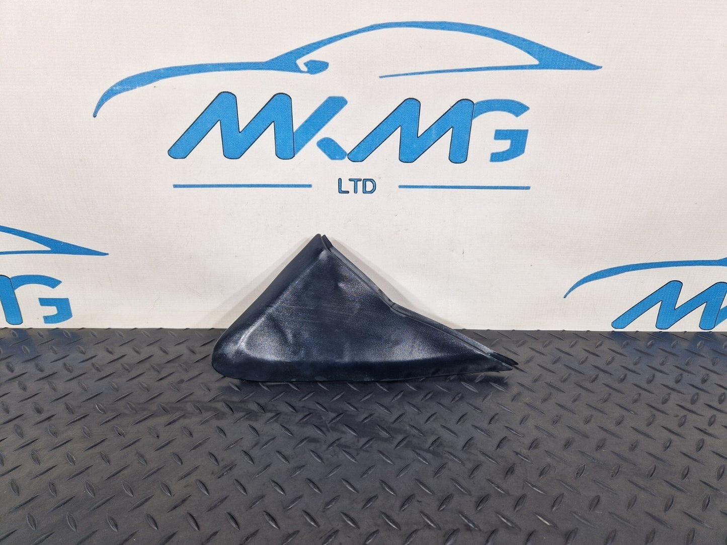 18-ON MERCEDES BENZ SPRINTER W907 W910 OEM RIGHT WING MIRROR COVER A9108110300