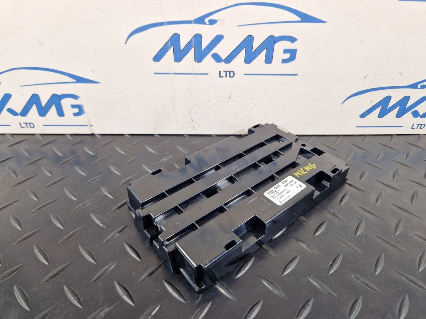 12-18 AUDI A6 C7 GENUINE OEM TELEPHONE COUPLING RECEPTION AMPLIFIER 4G0035502