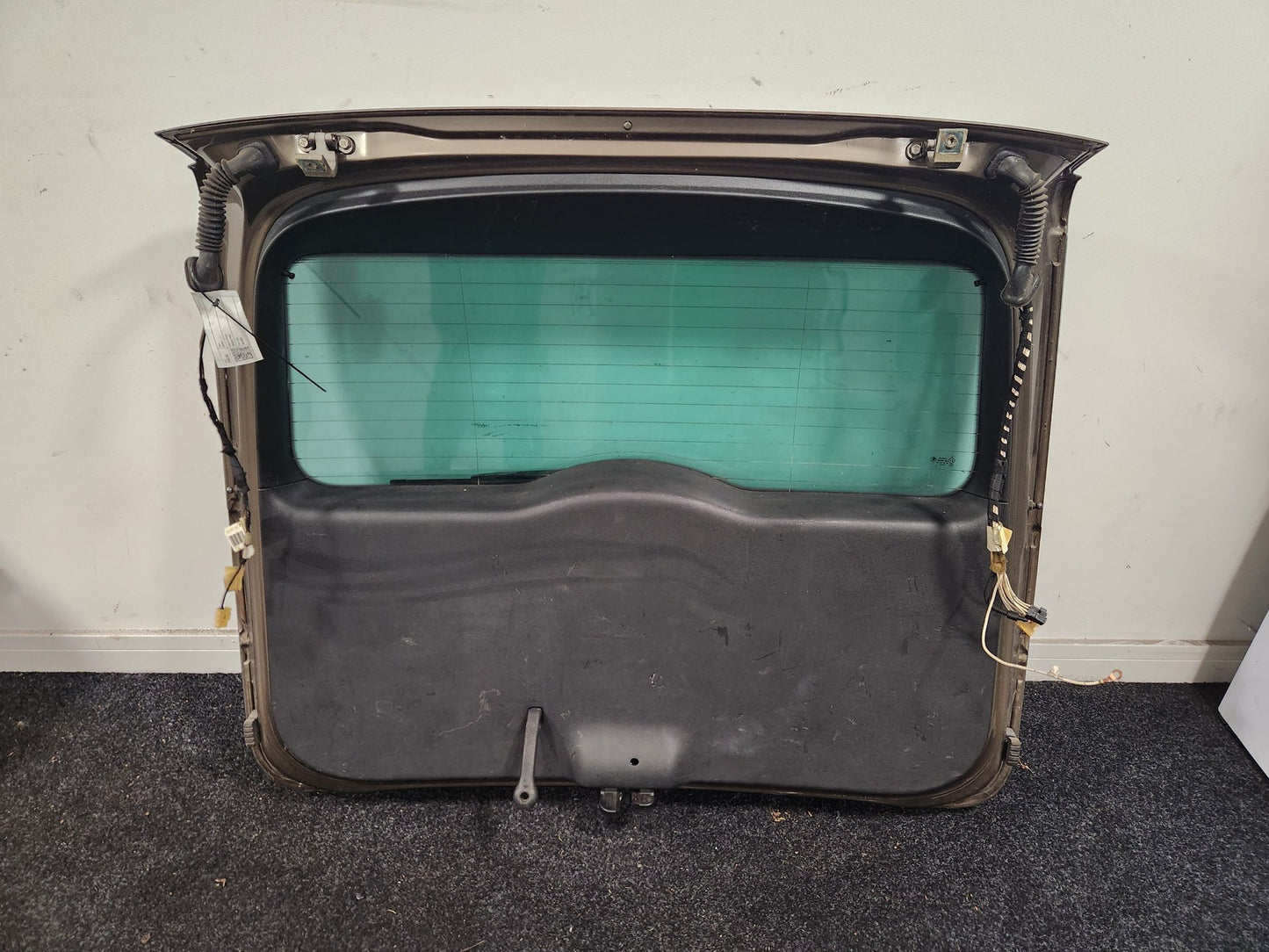 Skoda Yeti MK1- 5L SUV Genuine Rear Bootlid Trunk Tailgate in Brown 1M/ F8N