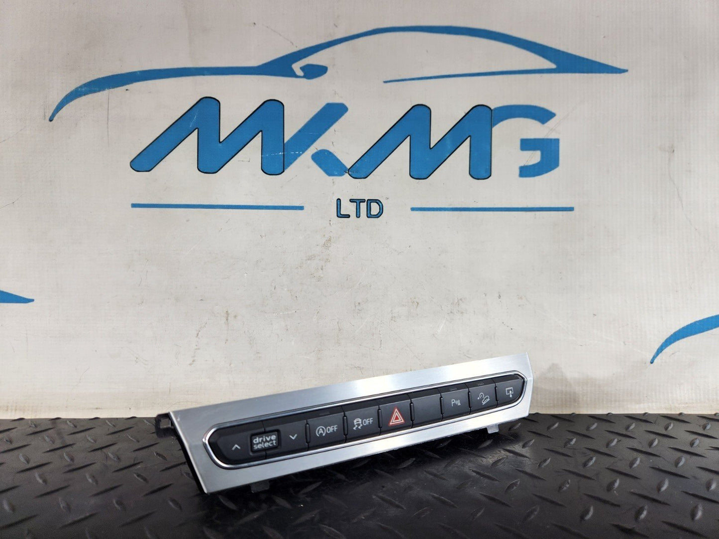 16-20 AUDI Q7 4M GENUINE HAZARD PARKING DRIVE MODE SWITCH 4M0925301A