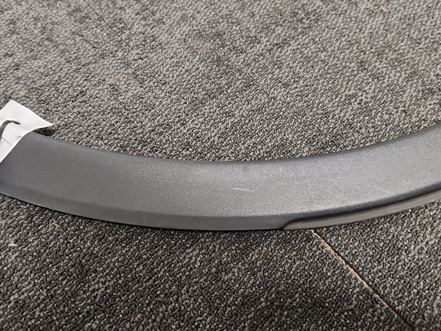Vauxhall Mokka MK1 (G1U0) SUV Rear Left N/S Wheel Arch Moulding 95164505