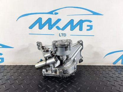 19-ON RANGE ROVER EVOQUE L551 2.0 DIESEL OIL PUMP M4D36L079
