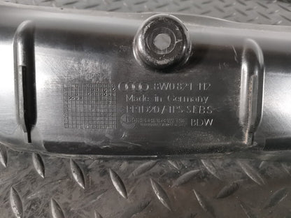 16-19 AUDI A4 B9 SALOON GENUINE FRONT RIGHT WING FILLER INSULATOR 8W0821112