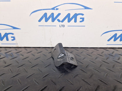 18-ON MERCEDES SPRINTER W907 W910 FRONT RIGHT WING HOLDER BRACKET A9108810800