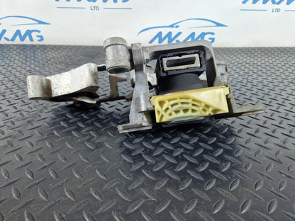 14-23 MERCEDES VITO W447 1.6 DIESEL OM622.951  ENGINE MOUNT BRACKET A4472410713