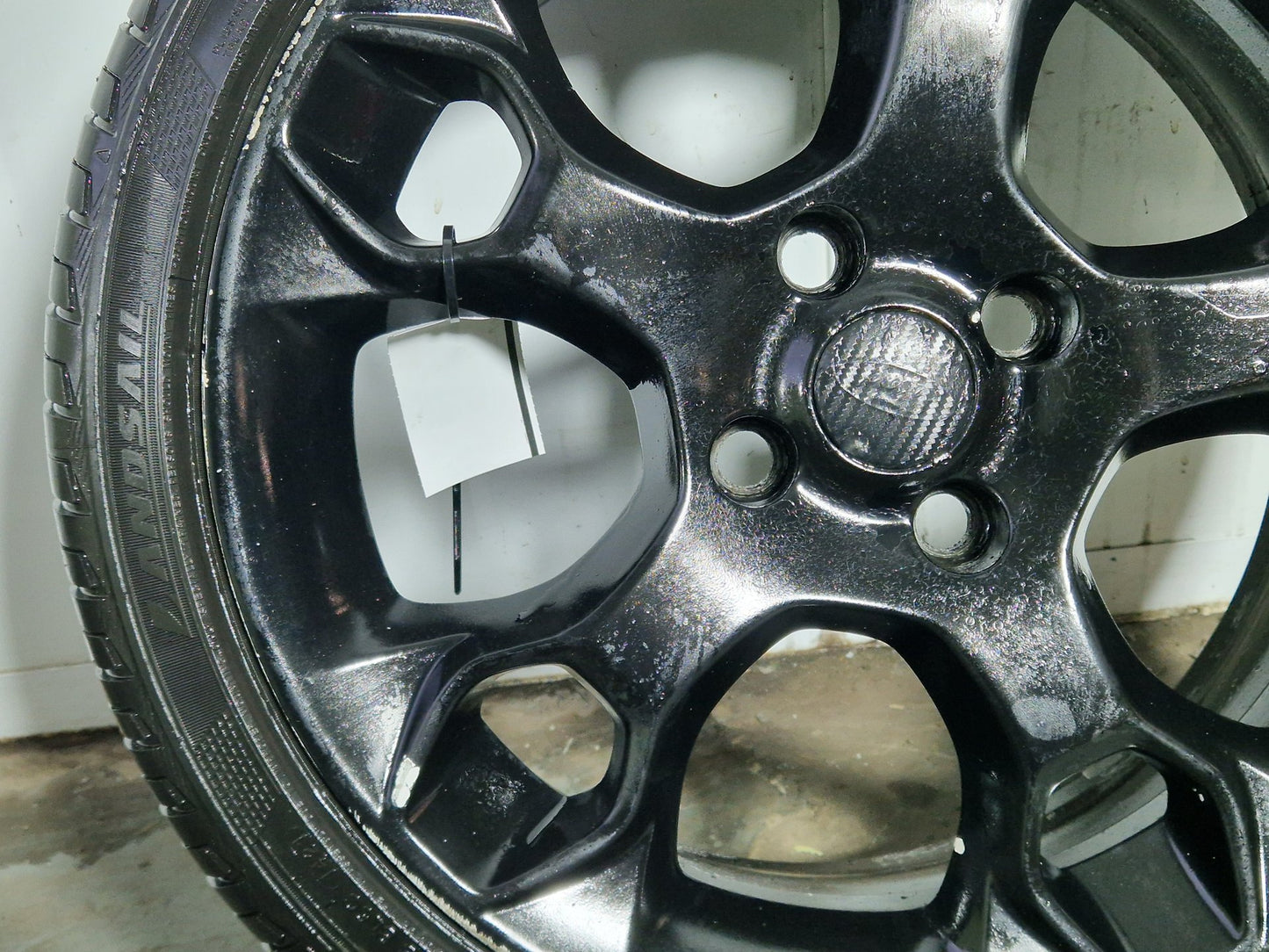 Ford Fiesta MK7 (B299) 17" Alloy Wheel with Tyre 205/40/17 ~4mm