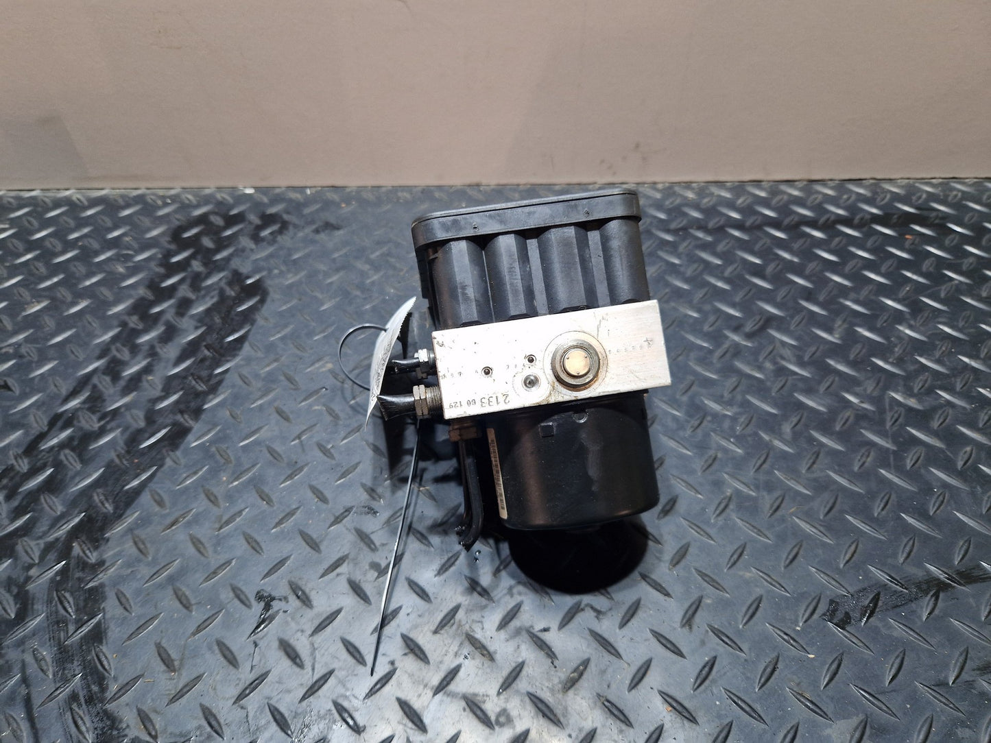 Ford Fiesta MK7 1.4L Petrol Genuine ABS Pump Control Module 8V51-2C405-AE