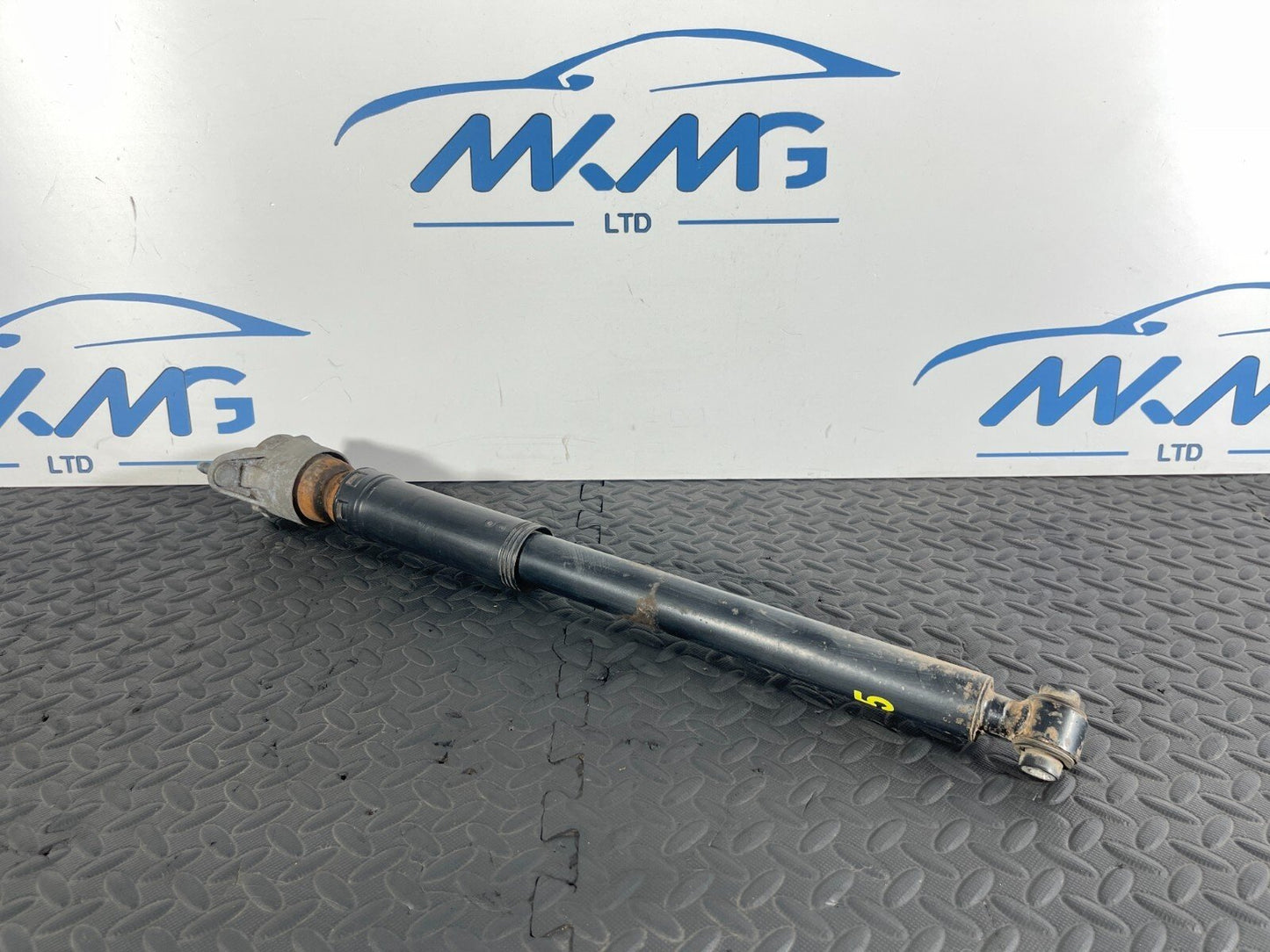 12-18 MERCEDES A B CLA-W176 W246 C117 GENUINE REAR SHOCK ABSORBER A1763201531