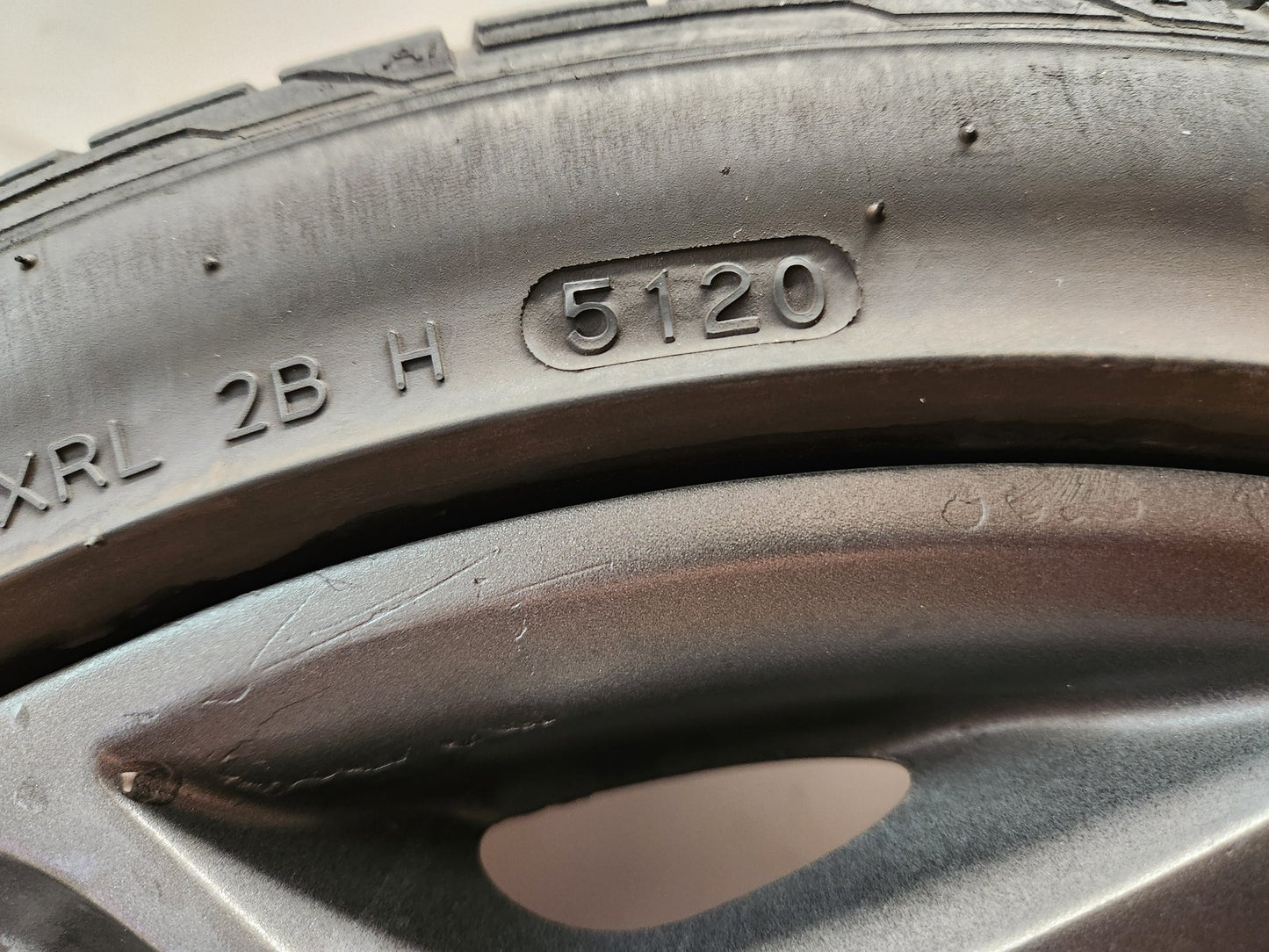 Renault Mégane MK3 (Ph2) (X95) 18" Alloy Wheel with Tyre 225/40/18 ~5mm