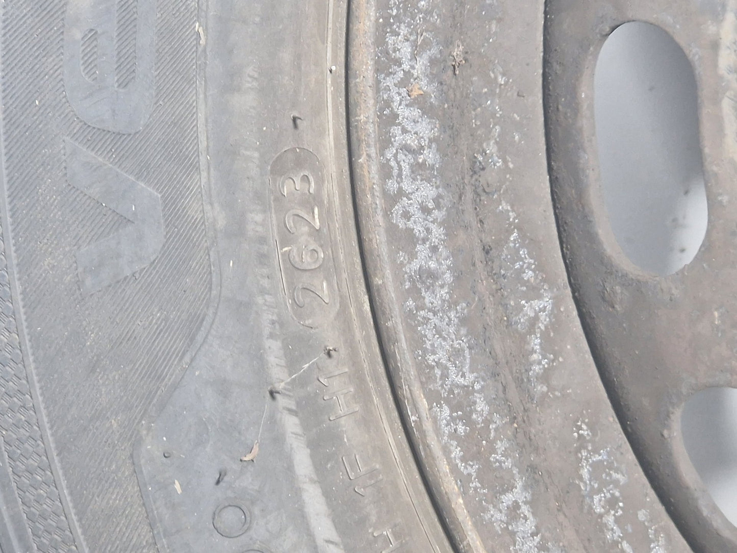Citroen Berlingo MK2 (B9) 15" Alloy Wheel with Tyre 195/65/15 ~7mm