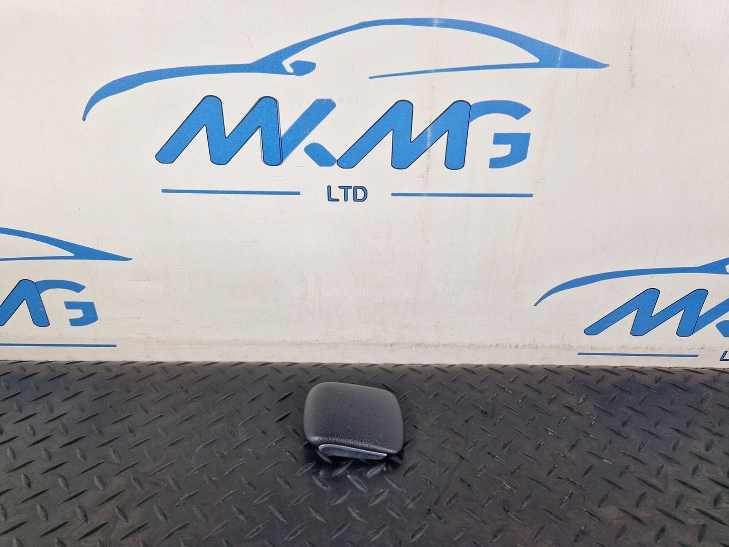 19-ON MERCEDES BENZ B CLASS W247 AUTOMATIC GEAR SHIFTING KNOB A2476831400