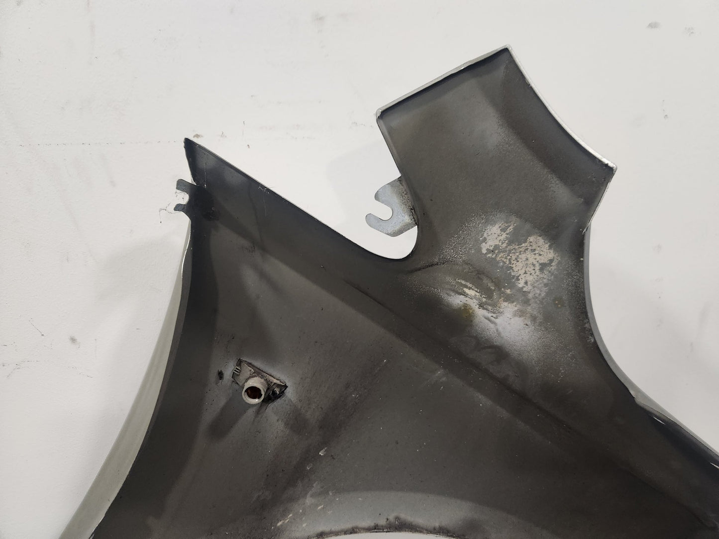 Vauxhall Corsa MK4 Hatchback Front Left Wing Fender Panel in Switchblade Silver