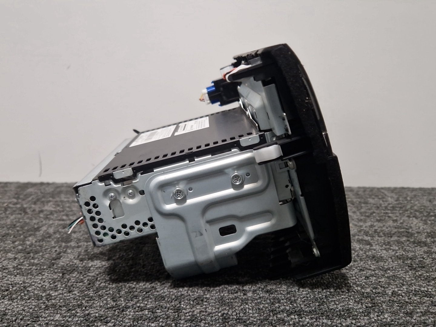 Honda CR-Z MK1 (ZF13) Genuine Radio Stereo CD Player Head Unit 39100-SZT-E21