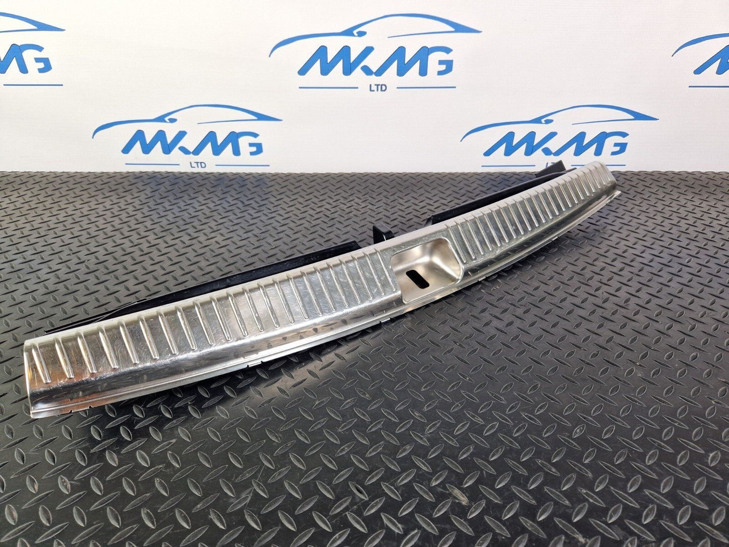 14-21 MERCEDES BENZ C220d W205 TAILGATE BOOT LID TRIM COVER A2056902501
