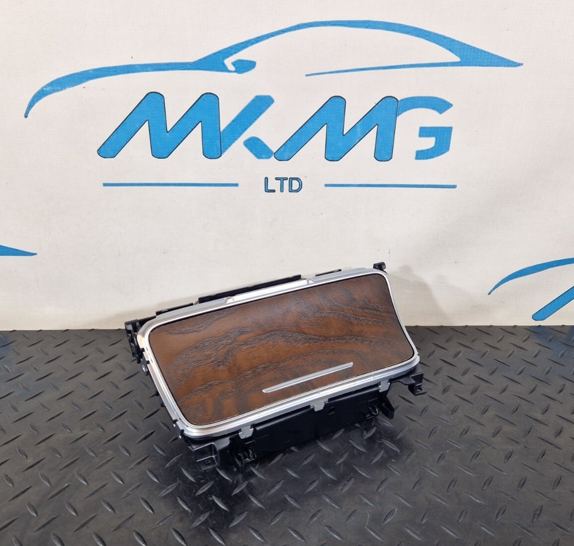14-21 MERCEDES BENZ W205 CENTER CONSOLE STORAGE COMPARTMENT A2056800110