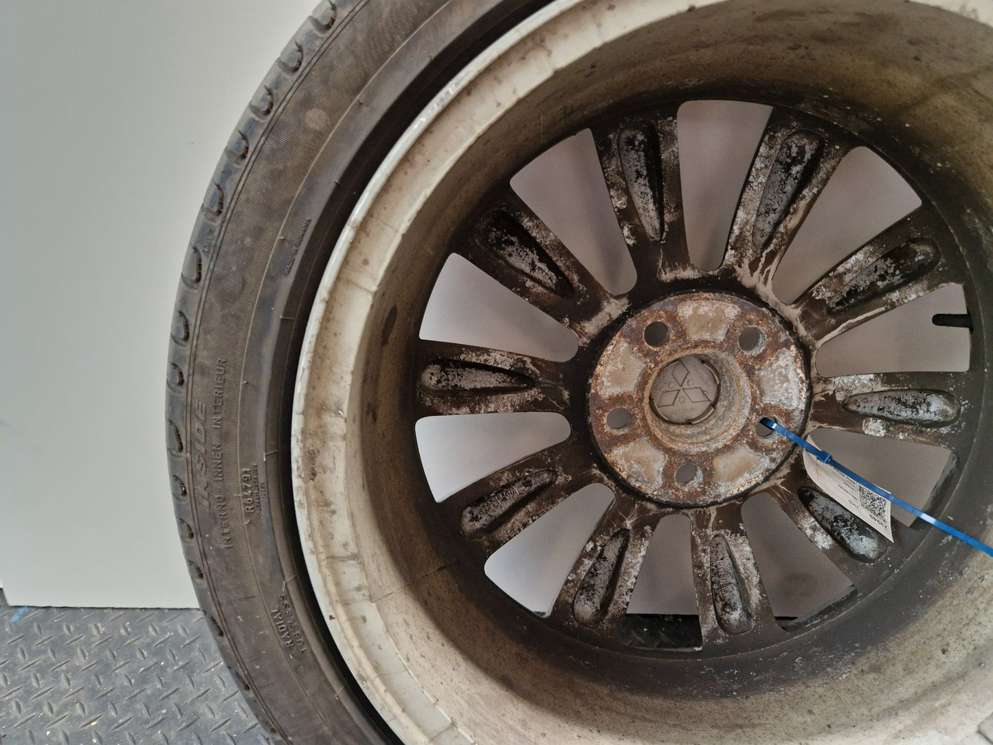 2009 Mitsubishi Lancer MK5 (CX8A) 18" Alloy Wheel with Tyre 215/45/18 ~4mm