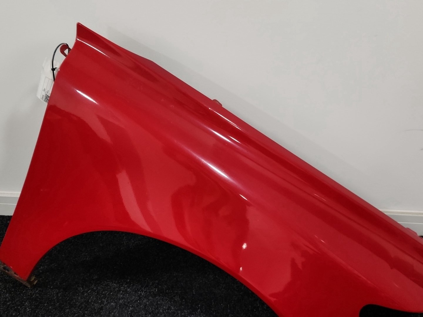Volvo S40 MK2(MS) Saloon Front Right O/S Driver Wing Fender Panel in Passion Red