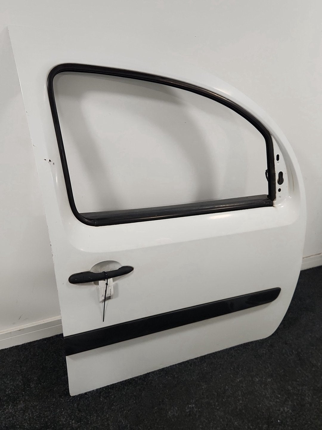 Mercedes Citan W415 Cargo Van Front Right O/S Complete Door in Arctic White 9147