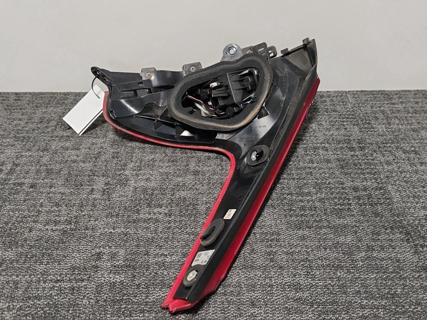 2014 Volvo V40 MK3 (525) Genuine Rear Left N/S Passenger Tail Light 31395844