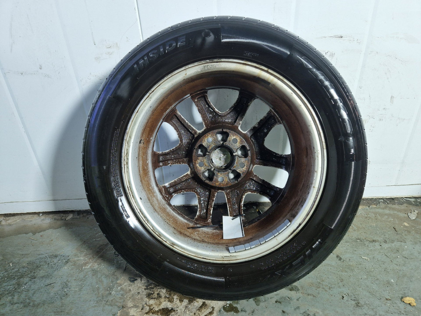 Hyundai i30 MK1 (FD) 5" Alloy Wheel with Tyre 205/55/16 6mm