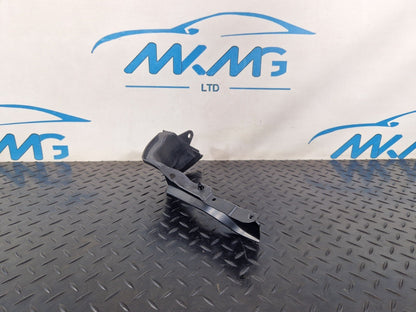 14-21 MERCEDES BENZ C300h W205 FRONT BUMPER MOUNTING BRACKET RIGHT A2058853965