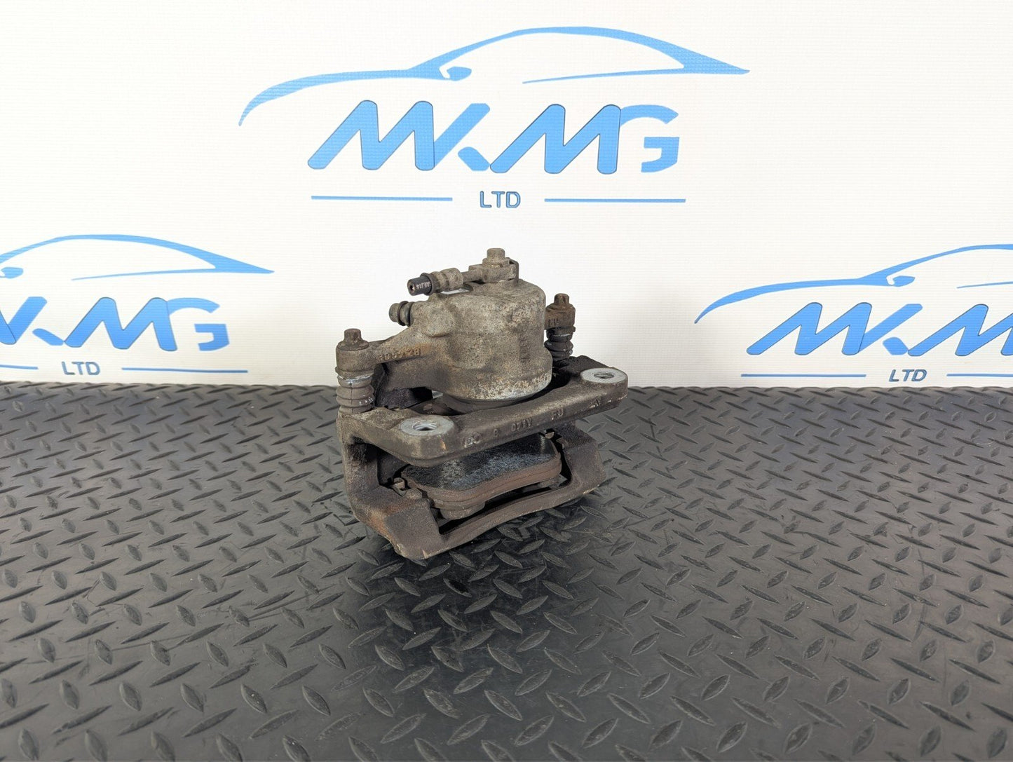 18-ON MERCEDES BENZ A CLASS W177 GENUINE OEM FRONT LEFT N/S BRAKE CALIPER