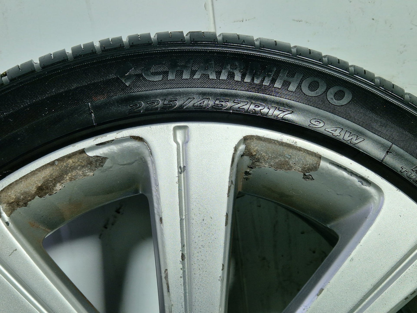 Peugeot 308 MK1 (T7) 17" Alloy Wheel with Tyre 225/45/17 ~5mm 9673707777