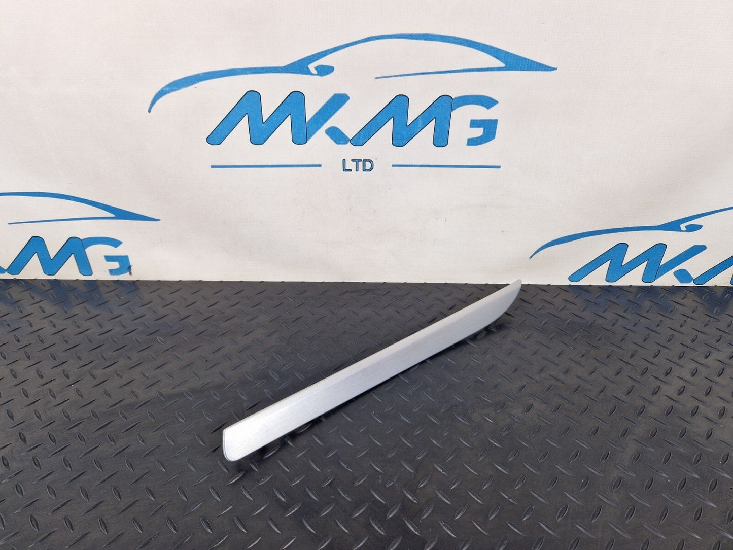 12-17 AUDI S5 CONVERTIBLE GENUINE OEM REAR RIGHT UPPER TRIM STRIP 8F0867420