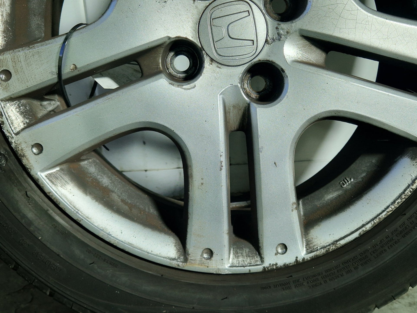 Honda Jazz 16" Alloy Wheel with Tyre ~3mm 185/55/16 SAA560C