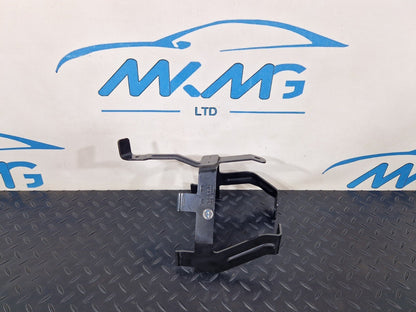 16-19 AUDI A4 AVANT B9 S-LINE EXPANSION TANK BRACKET RHD 8W2121232G