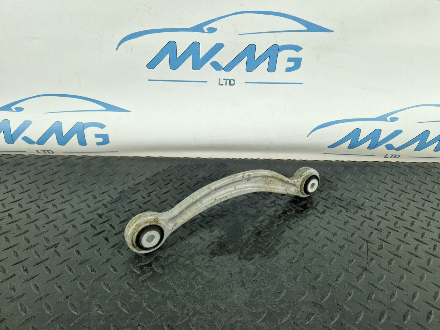 14-21 MERCEDES BENZ C200 W205 REAR RIGHT O/S WISHBONE CONTROL ARM A2043502206