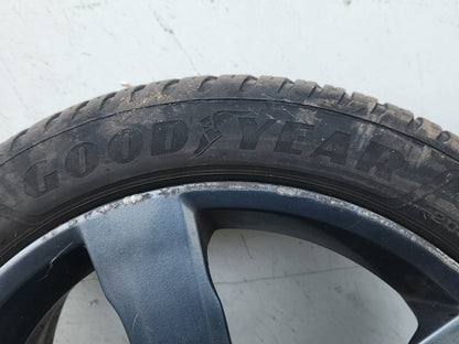 Volvo C30 MK1 FL (MK) (533) 17" Alloy Wheel with Tyre 205/50/17 ~4mm 31290177