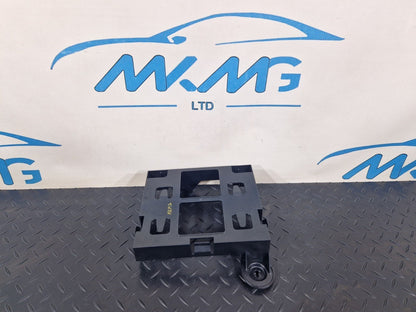 15-18 AUDI A7 4G GENUINE OEM BRACKET MOUNT TRIM 4G8907368