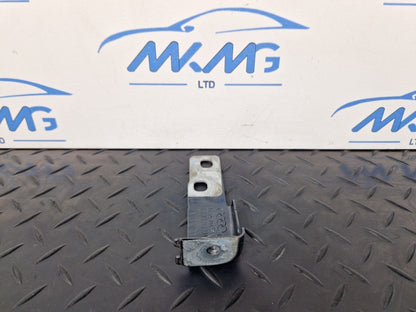 Audi A49 B9 Genuine Front Left N/S Passenger Wing Bracket 8W0821433B