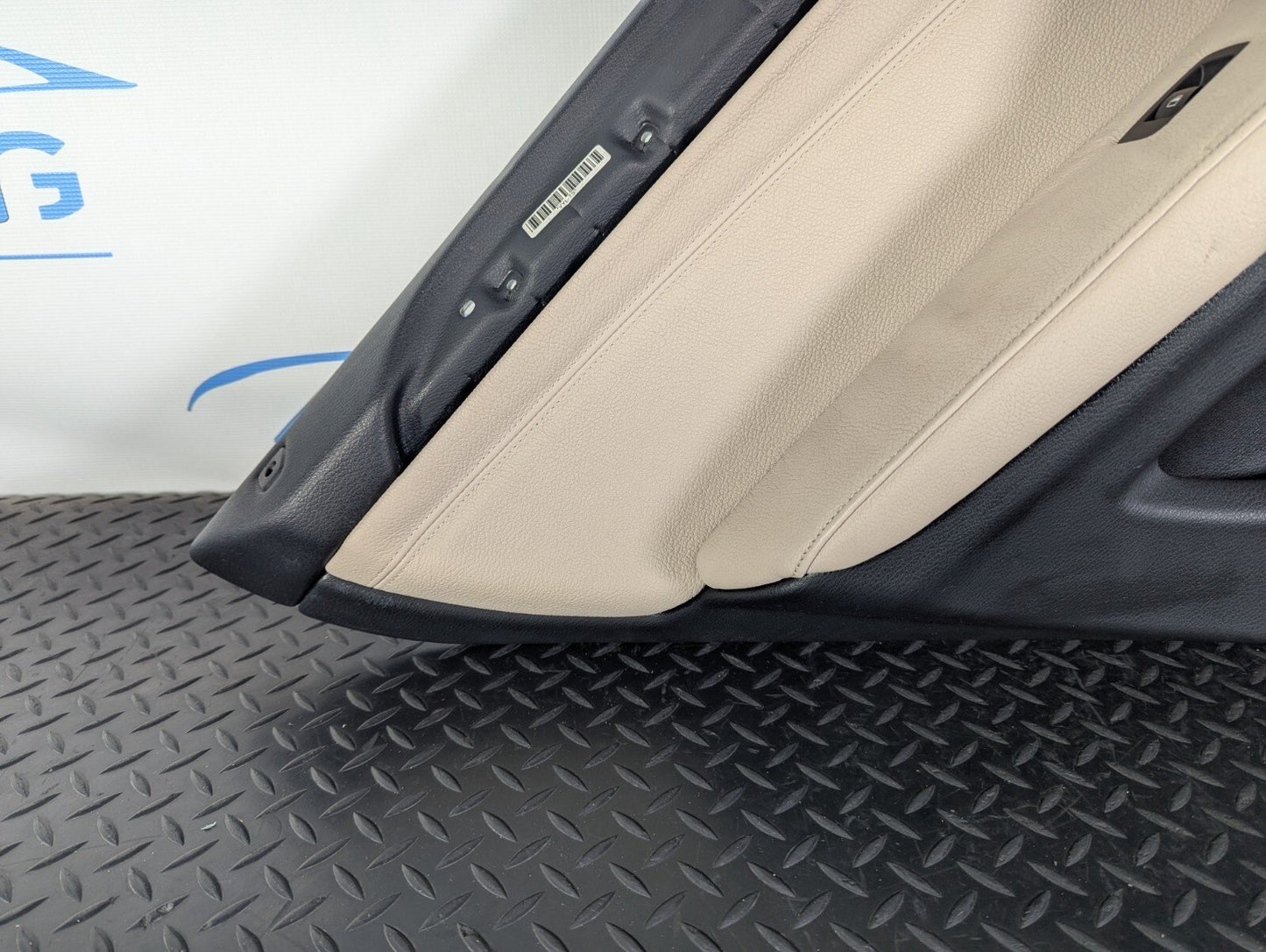 10-13 BMW X5 E70 LCI REAR LEFT N/S DOOR CARD TRIM PANEL