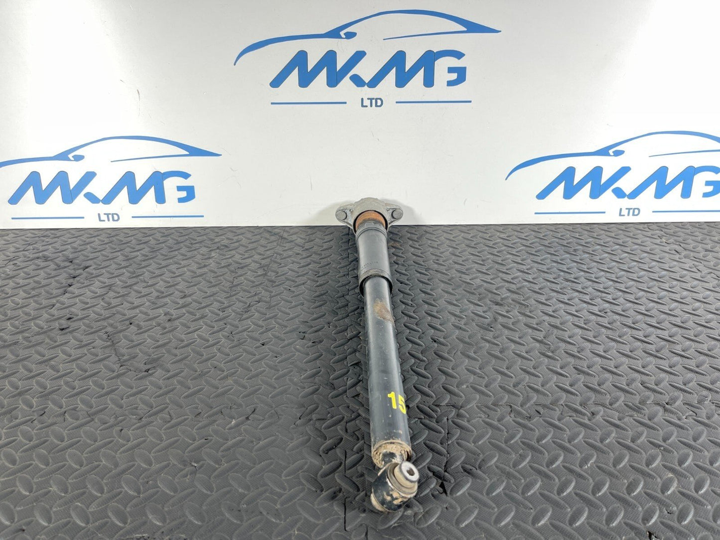 12-18 MERCEDES A B CLA-W176 W246 C117 GENUINE REAR SHOCK ABSORBER A1763201531