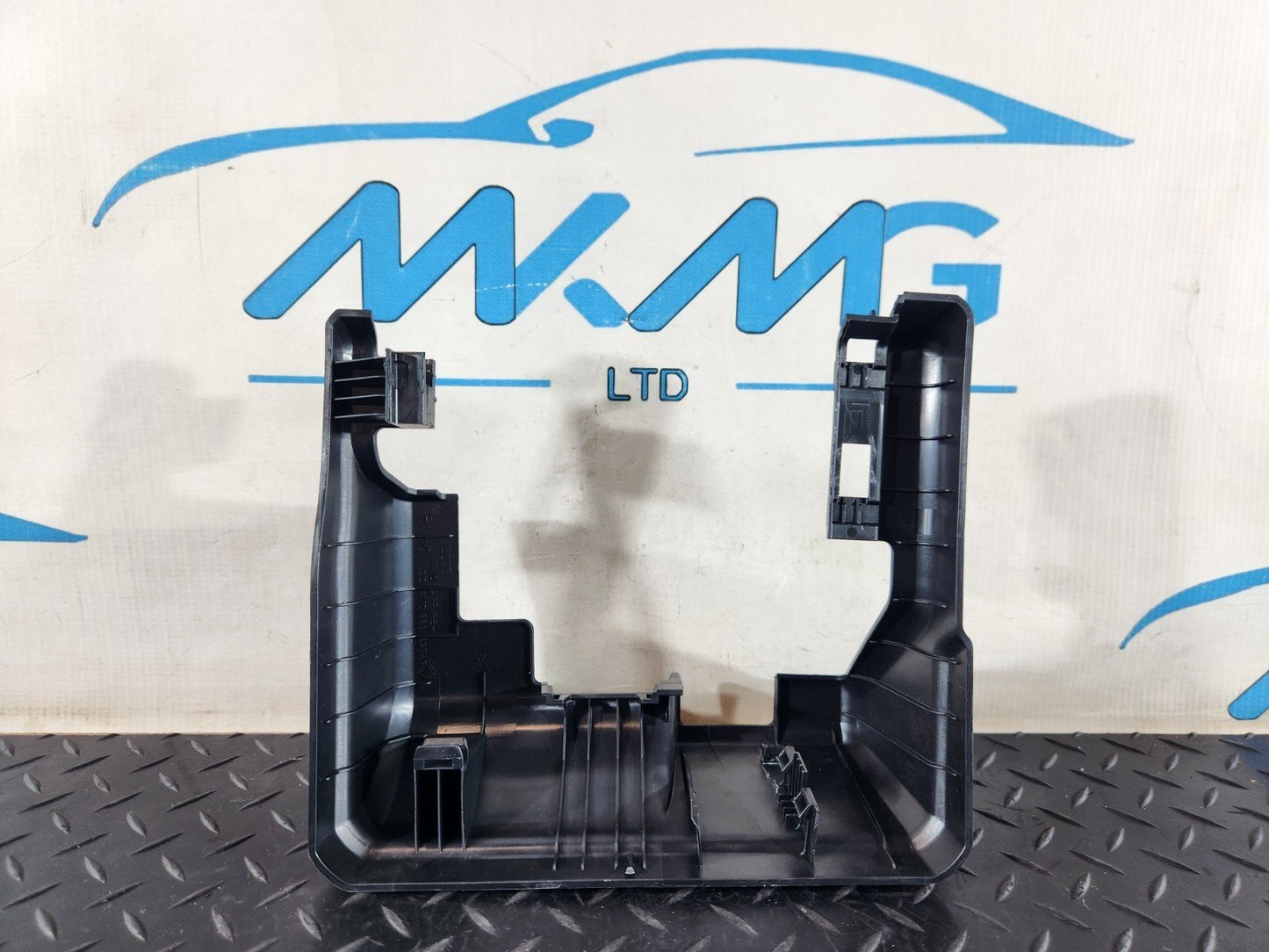 16-20 AUDI Q7 4M GENUINE REAR RIGHT SEAT TRACK RAIL END TRIM COVER 4M0883690A