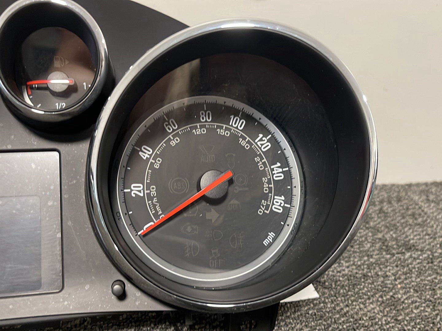 Vauxhall Astra MK6 (J) (A3400) Hatchback Speedometer Instrument Cluster 13433771