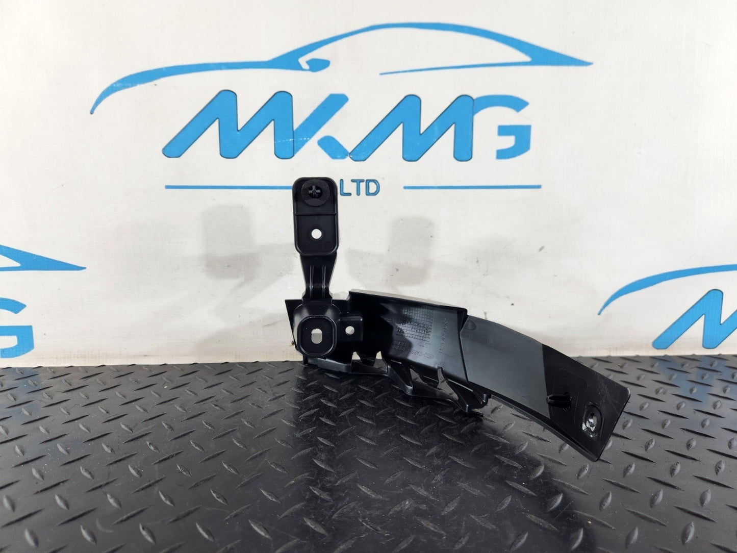 19-ON RANGE ROVER EVOQUE L551 REAR RIGHT O/S BUMPER BRACKET MOUNT K8D217A881A