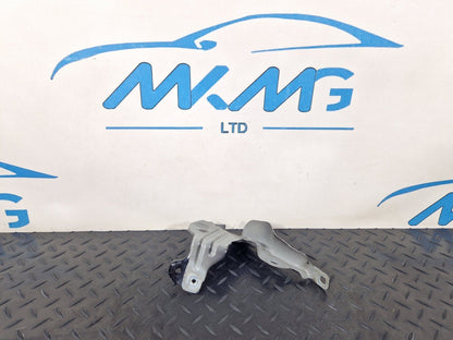 20-24 BMW 1 SERIES F40 GENUINE FRONT RIGHT FENDER MOUNT BRACKET 7450388