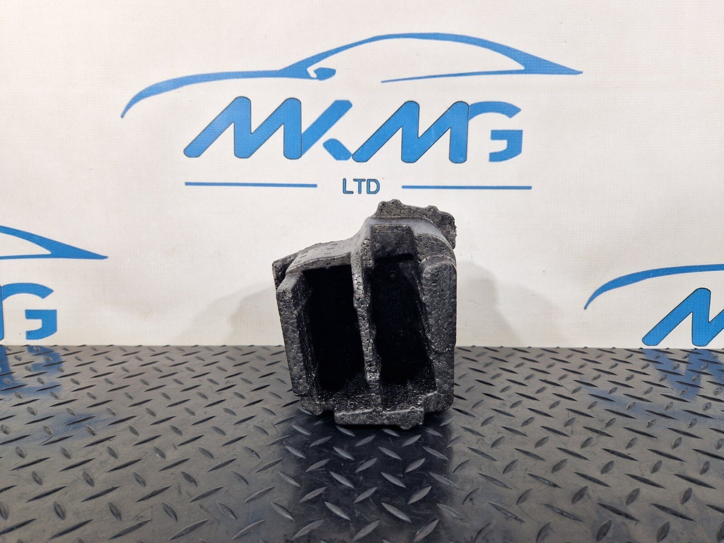 BMW 2 SERIES GRAN TOURER F45 F46 TRUNK FLOOR SUPPORT FOAM BRACKET 7360958