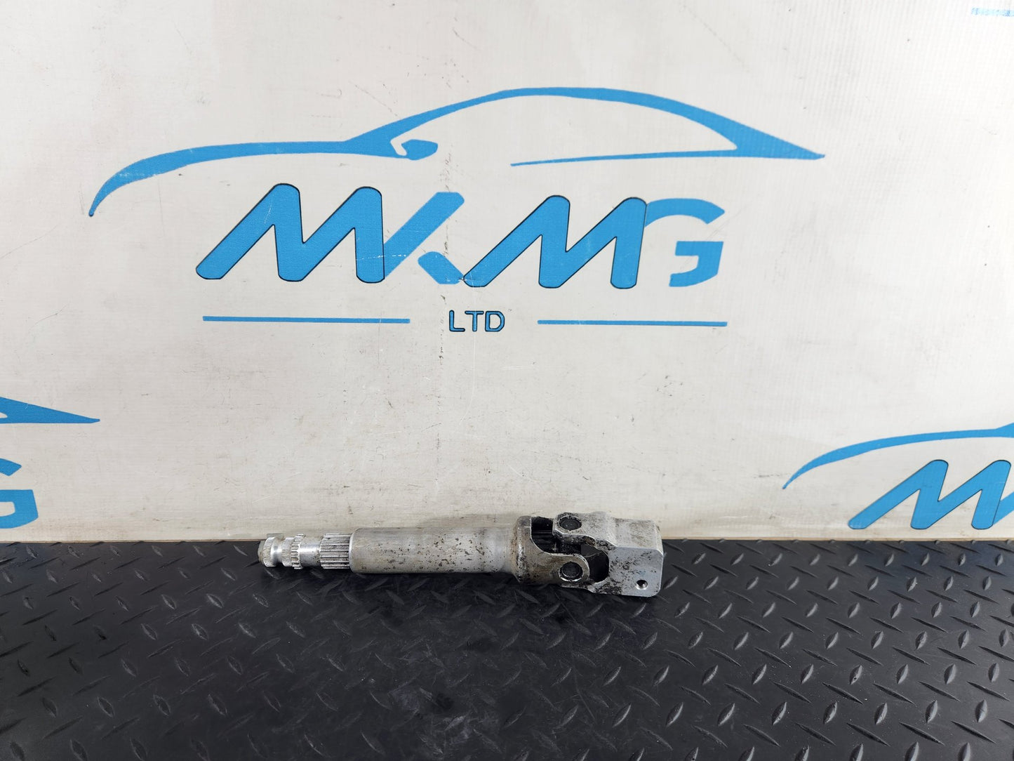 Mercedes-Benz Sprinter W907 Genuine Lower Steering Column Shaft A9074604100