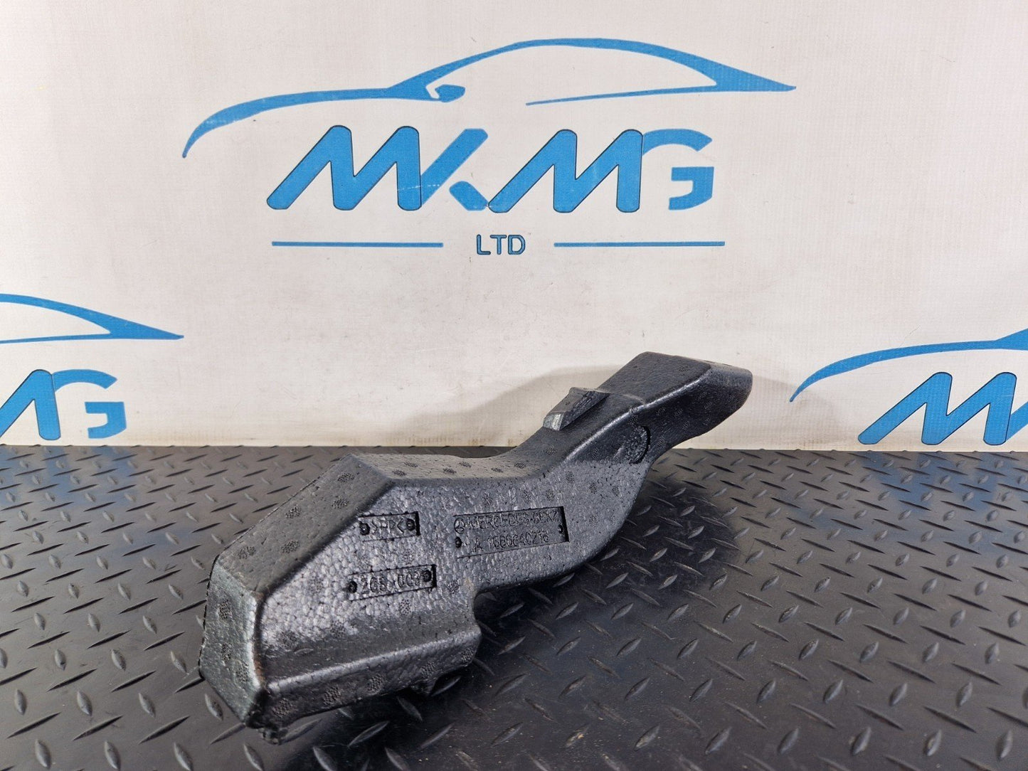 11-19 MERCEDES BENZ ML W166 FRONT WALL PILLAR COVER TRIM A1666840218